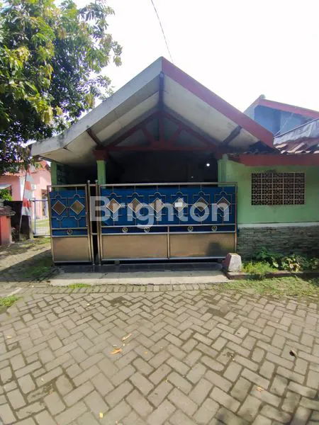 image BUTUH UANG HUNIAN SUGIHWARAS CANDI SIDOARJO (1)