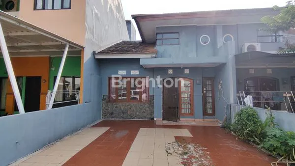 RUMAH NYAMAN ASRI JALAN LEBAR 2 MOBIL DI MODERNLAND TANGERANG