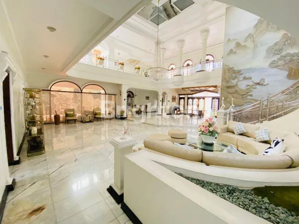 image RUMAH MEWAH DAN TERAWAT DI DHARMAHUSADA SURABAYA (5)