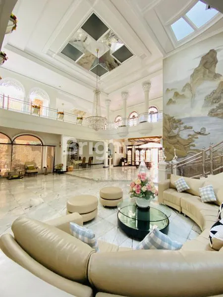 image RUMAH MEWAH DAN TERAWAT DI DHARMAHUSADA SURABAYA (2)