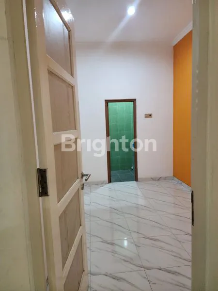 image RUMAH GRESS BARU RENOV SEKITAR LEBAK KENJERAN (8)