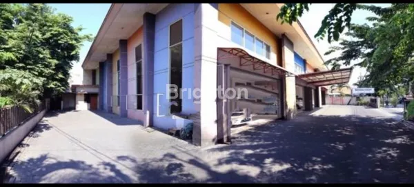 image PUSAT KOTA GEDUNG SHOWROOM BERKONSEP GREEN BUILDING DI LOKASI STRATEGIS SIAP DITEMPATI  (2)