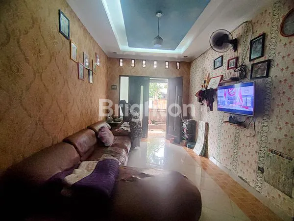 image RUMAH 2 LANTAI HOOK SIAP HUNI DI PERUMAHAN TAMAN ANGGREK GUNUNG SINDUR BOGOR (5)