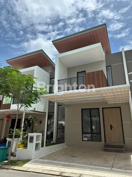 image RUMAH DENGAN KONSEP \"WORK, LIVE, AND ENJOY IN ONE PLACE\" (1)