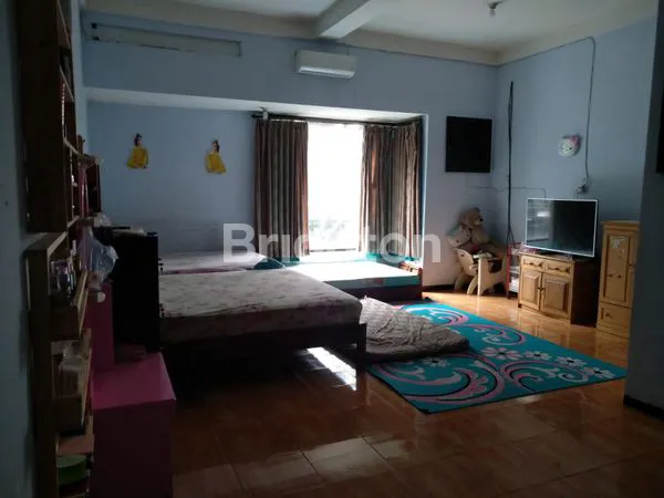 image RUKO 3 LANTAI JALAN DANAU 0 METER ASPAL (2)