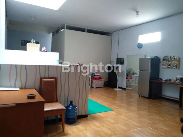 image RUKO 3 LANTAI JALAN DANAU 0 METER ASPAL (4)