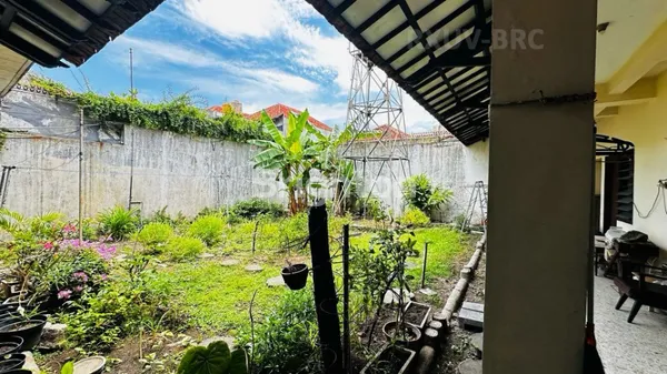 image LOKASI SANGAT STRATEGIS! RUMAH USAHA + KOST POTENSIAL DI RAYA DHARMAHUSADA! (3)