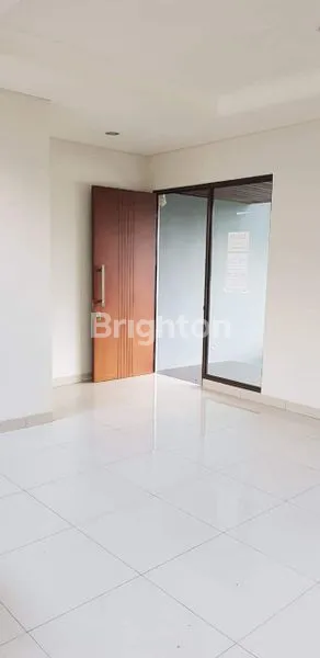 image DISKON 500 JUTA | RUMAH 2 LANTAI DI CLUSTER EMINENT PRESTIGIA, BSD (3)