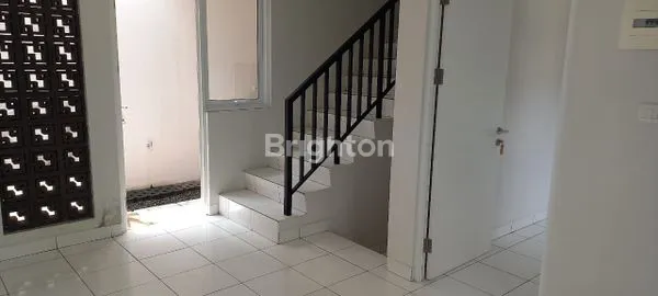 image RUMAH 2 LANTAI DI SUMMARECON CLUSTER DAYANA (4)