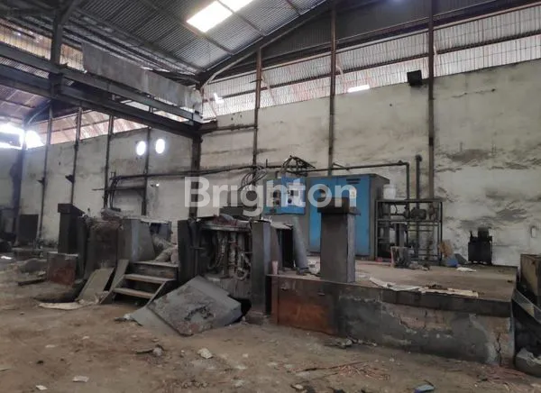image GUDANG PLUS PABRIKASI KAWASAN PERGUDANGAN EJIP PULO GADUNG (3)