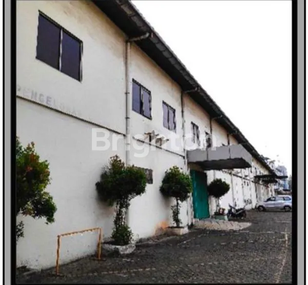 image GUDANG PLUS PABRIKASI KAWASAN PERGUDANGAN EJIP PULO GADUNG (1)