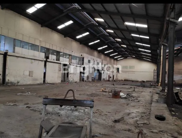 image GUDANG PLUS PABRIKASI KAWASAN PERGUDANGAN EJIP PULO GADUNG (2)