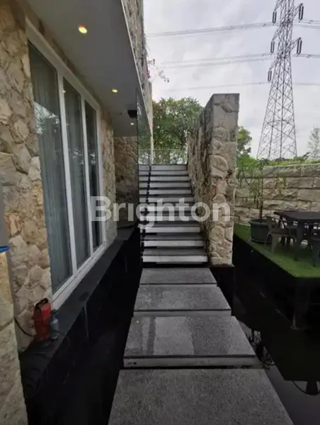 image TAMAN HUNIAN SATELIT FULL FURNISHED MEWAH ADA KOLAM RENANG (6)