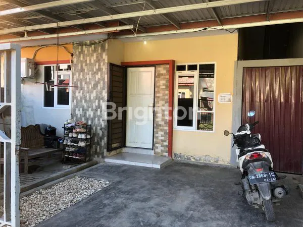 image RUMAH SIAP HUNI MAHKOTA INDAH  (2)