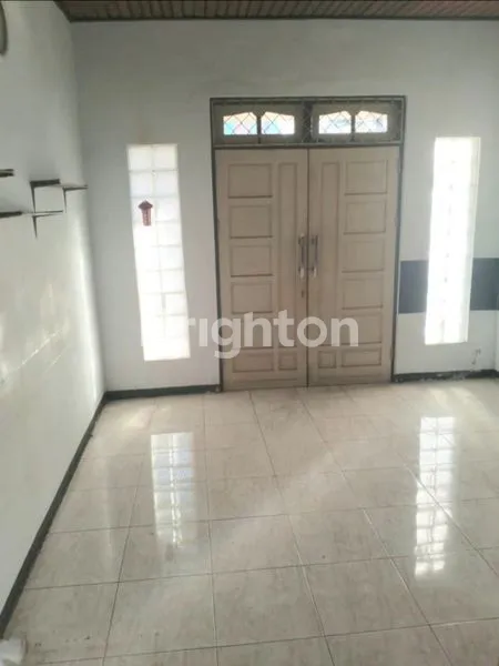 image RUMAH STRATEGIS DI SAMPIT KALIMANTAN TENGAH (6)