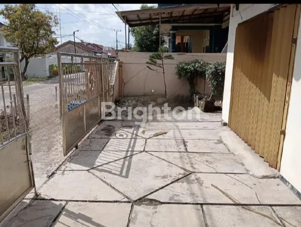 image RUMAH STRATEGIS DI SAMPIT KALIMANTAN TENGAH (2)