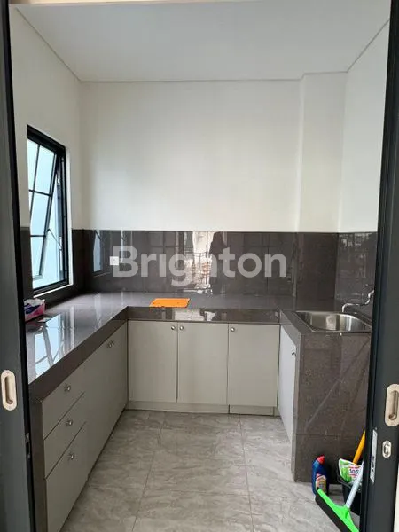 image RUMAH CLUSTER MARGONITE LAVON 2  (4)