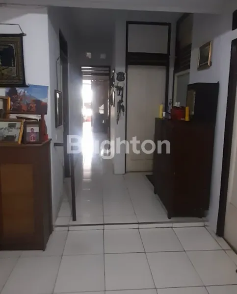 image TURUN HARGA DIJUAL RUMAH LUAS SIAP HUNI DI KEMAYORAN CEMPAKA BARU (3)