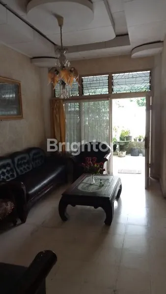 image RUMAH LETAK STRATEGIS DI DENPASAR SELATAN (2)