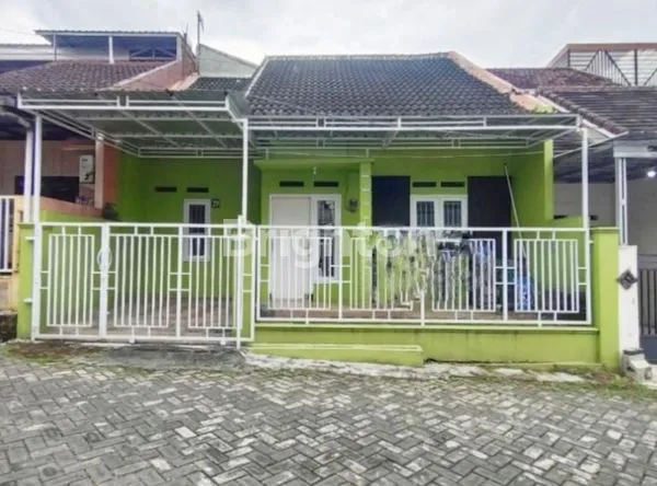 image RUMAH TERMURAH SIAP HUNI HANYA 5 MENIT KE PASAR BLIMBING MALANG (1)