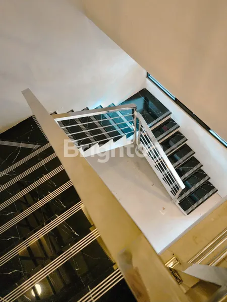 image RUMAH BARU 2 LANTAI DI GRIYO MAPAN SENTOSA WARU SIDOARJO (2)