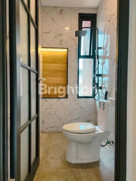 image RUMAH BARU 2 LANTAI DI GRIYO MAPAN SENTOSA WARU SIDOARJO (5)