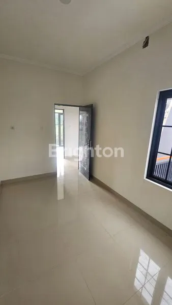 image RUMAH MINIMALIS DI BUMI PUSPIPTEK ASRI / BSD / PAGEDANGAN (5)