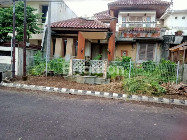 RUMAH MARGOREJO INDAH NEGO