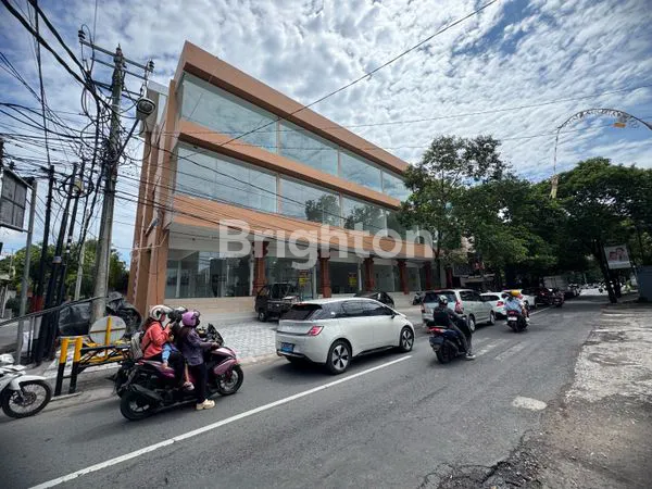 image RUANG USAHA STRATEGIS LAPANGAN RENON 10X10M (4)