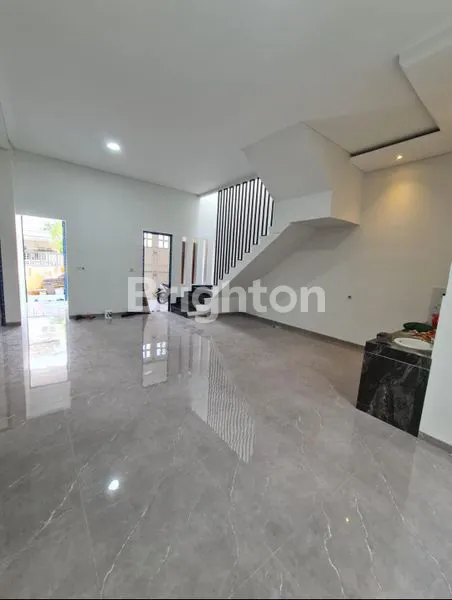 image MANYAR SELANGKAH RAYA DHARMAHUSADA BANGUNAN BARU GRESS 2 LANTAI (3)