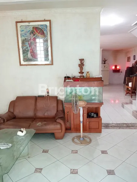 image RUMAH VILLA (3)