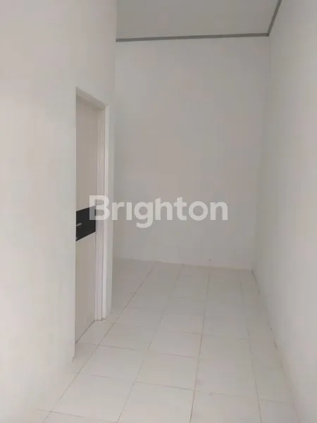 DIJUAL TANAH PLUS BANGUNAN KONTRAKAN 2 PINTU