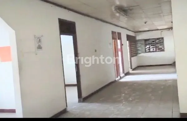 image DISEWAKAN RUKO 2 LT BISA BUAT KANTOR / SHOWROOM / GUDANG  DI JALAN RAYA MAJAPAHIT JALAN PROTOKOL KOTA  SEMARANG (3)