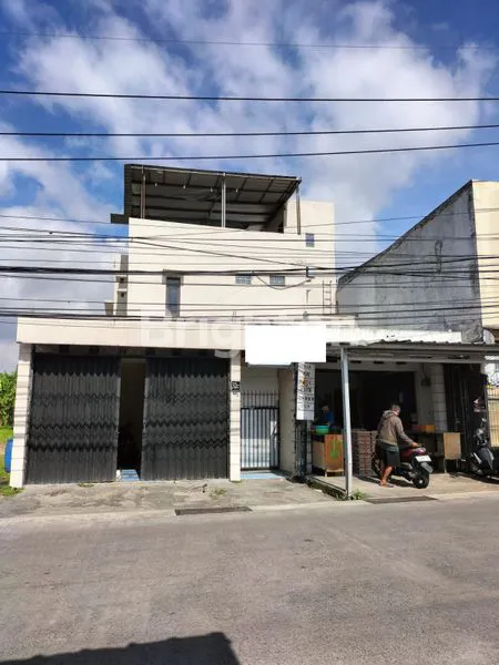 image RUMAH SEMI FURNISH + 2 UNIT TOKO + TANAH, DI CIBIRU INDAH - BANDUNG (8)