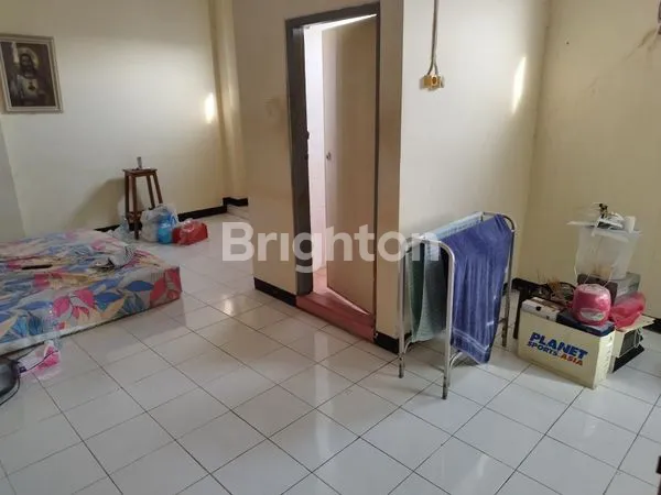 image DI JUAL RUKO 3 SETENGAH LANTAI (4)