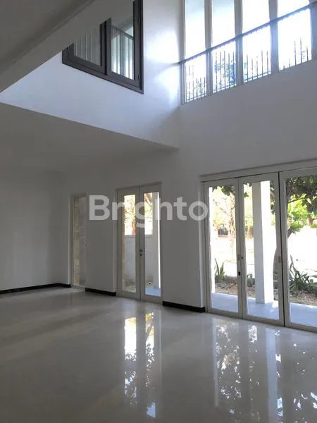 image RUMAH DI CITRALAND DIAMOND HILL  2LANTAI  SURABAYA (4)