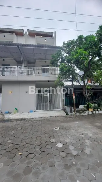 image RUMAH MINIMALIS 3 LANTAI DI WISMA PERMAI (1)