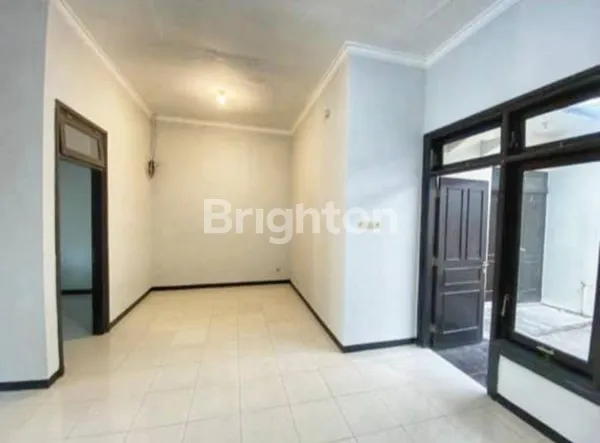 image RUMAH MELON SELATAN PONDOK TJANDRA SIDOARJO SIAP HUNI  (2)