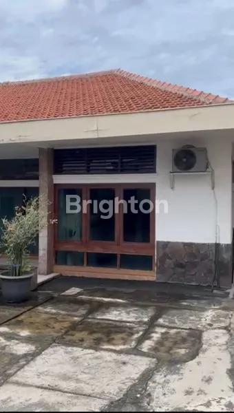 image RUMAH DIJUAL DI KEBAYORAN LAMA, JAKARTA SELATAN (1)