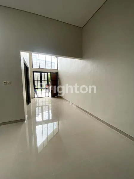 image RUMAH SCANDINAVIAN BARU DEKAT PANTAI MENTARI (3)