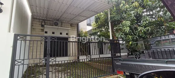 image RUMAH SIAP HUNI FURNISHED ROYAL PARK KLIPANG TEMBALANG SEMARANG (1)