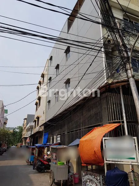 image RUMAH MINIMALIS TELUK GONG: POSISI HOOK DI PENJARINGAN, JAKARTA UTARA (2)