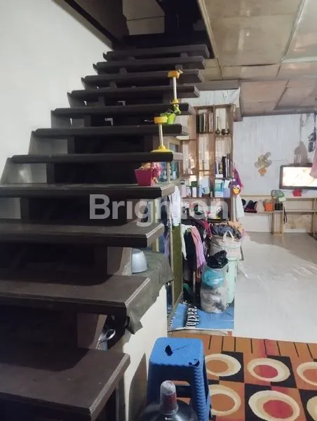 image RUMAH DALAM KOMPLEK PERUMAHAN COCOK UNTUK KOSTAN KUBU RAYA KALBAR (6)