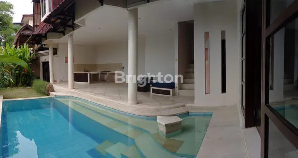 image VILLA IN THE HEART OF SEMINYAK SUNSET ROAD.LOCATION: SEMINYAK- KUTA UTARA. (8)