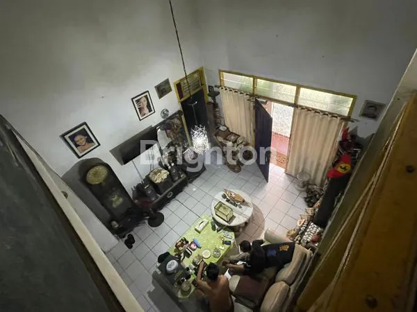 image RUMAH 2 LANTAI FULL FURNISHED DI OTISTA – HARGA DI BAWAH PASARAN! LOKASI STRATEGIS DEKAT STASIUN & MALL! (3)