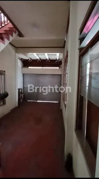 image RUMAH GAYA KLASIK KAMAR 6 COCOK UNTUK KELUARGA BESAR DENPASAR BARAT\N (3)