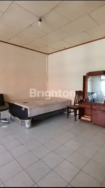 image RUMAH GAYA KLASIK KAMAR 6 COCOK UNTUK KELUARGA BESAR DENPASAR BARAT\N (4)