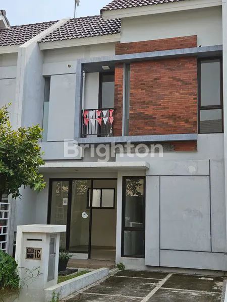 DISEWAKAN RUMAH 2 LANTAI GREEN ARA MUTIARA GADING CITY BEKASI
