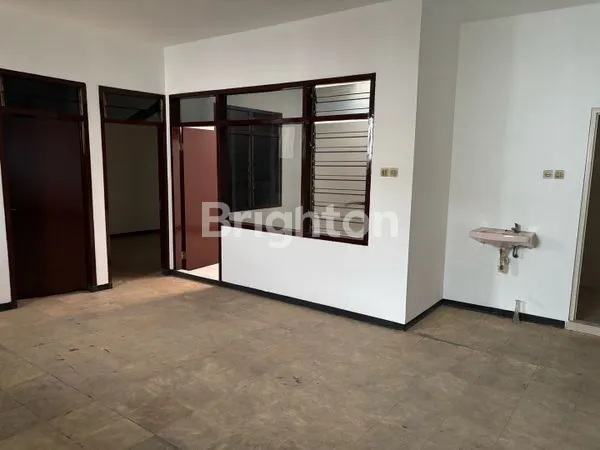 image GEDUNG BARATA JAYA (6)