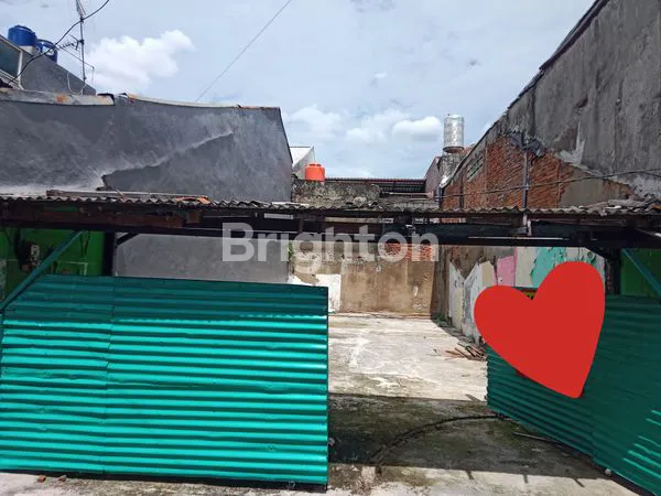 DIJUALTANAHMENTENGDALAM